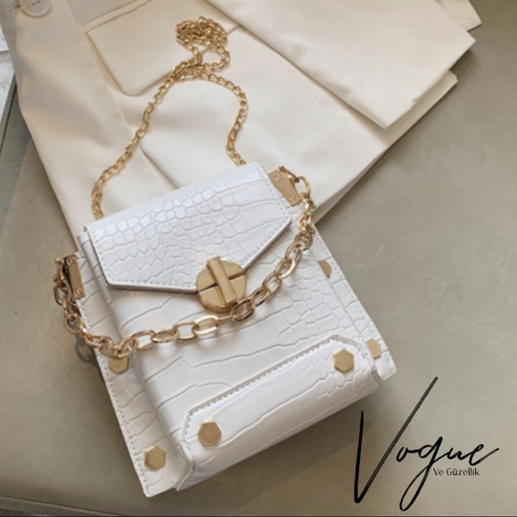 White Fashion Messenger Bag - Picture 1 of 1